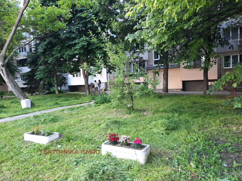 Til salgs  3 soverom Sofia , Nadesjda 3 , 94 kvm | 17085234 - bilde [3]