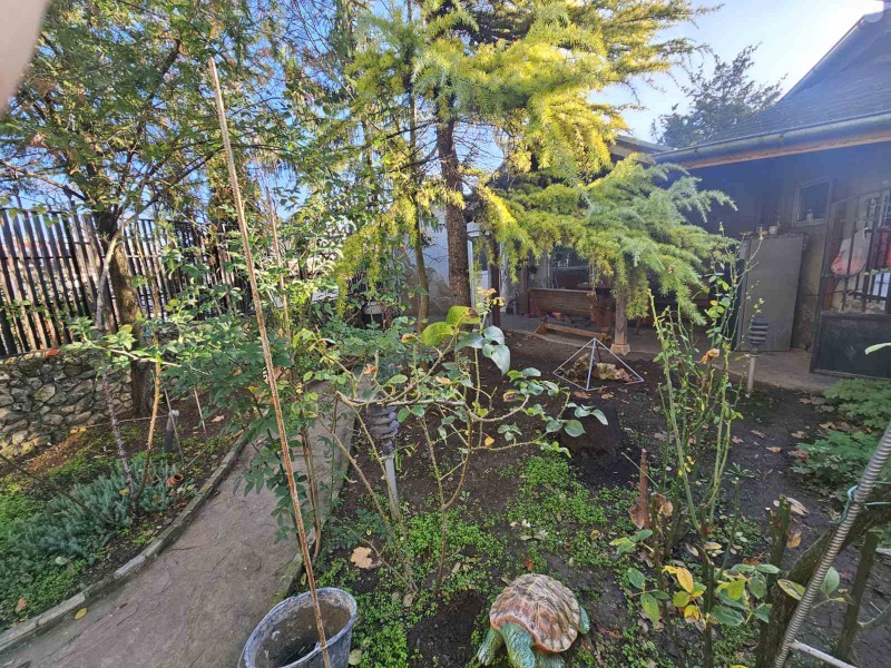 Продава КЪЩА, гр. Шумен, Център, снимка 4 - Къщи - 52719801