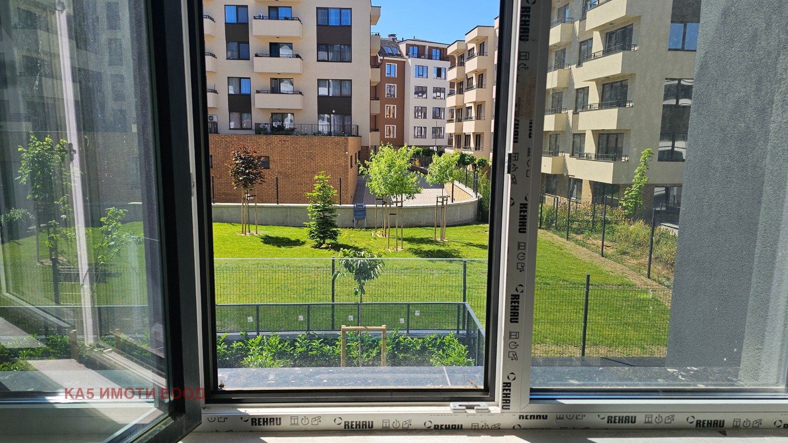 Продава 2-СТАЕН, гр. София, Малинова долина, снимка 2 - Апартаменти - 55213005