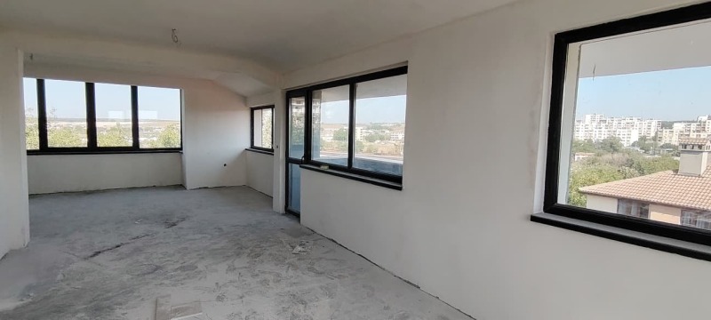 Продава 3-СТАЕН в град Хасково, Каменни - 97 кв.м / 92 150 € » 180 229.73 лв., ИМОТИ-МИРА
