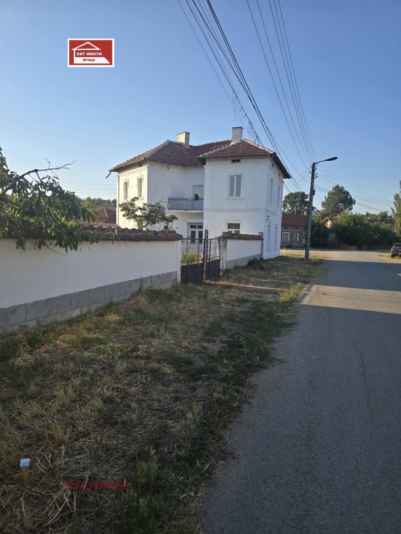 Продава КЪЩА в област Враца, с. Хайредин - 270 кв.м / 70 000 € » 136 908.10 лв., ХИТ ИМОТИ