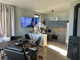 Hus m-t Gorna Traka, Varna