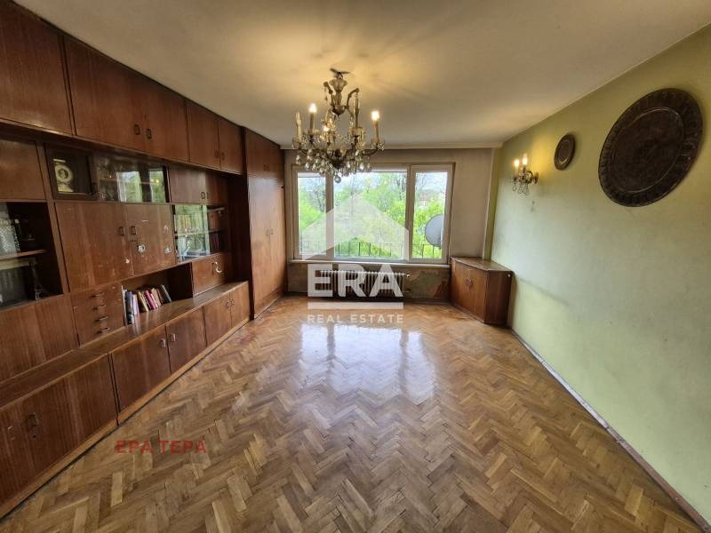 Продава  2-стаен, град София, Център •  380 000 EUR • ID 75352578 — holmes.bg - [1] 