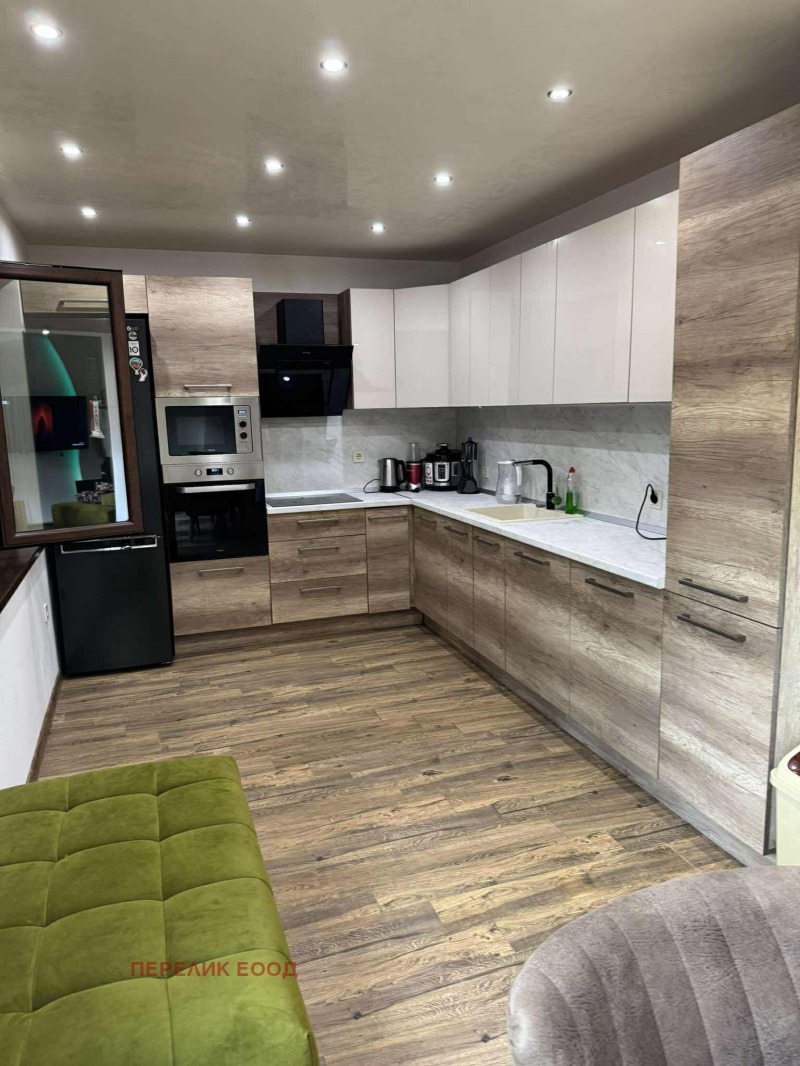 Продава  3-стаен област Стара Загора , гр. Казанлък , 100 кв.м | 17650997 - изображение [12]
