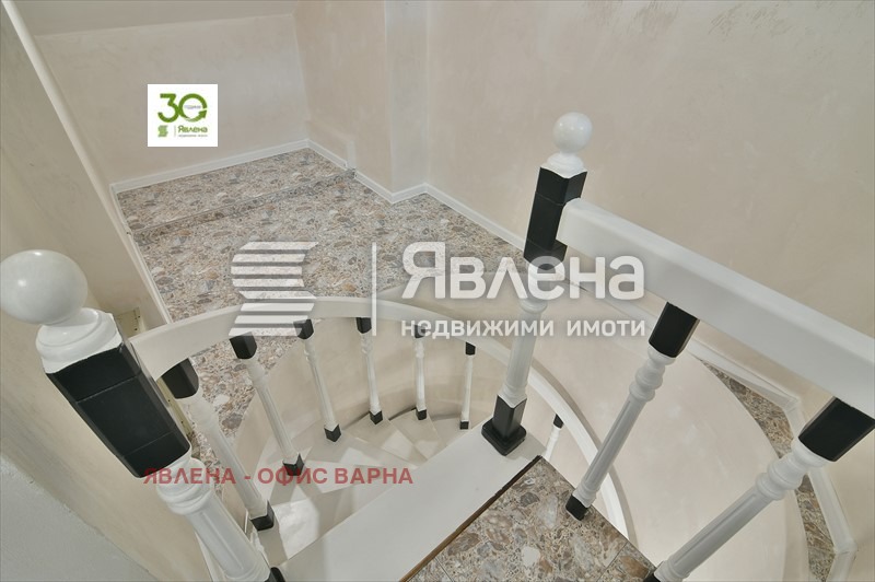 Продава МНОГОСТАЕН, гр. Варна, Център, снимка 5 - Апартаменти - 54529854