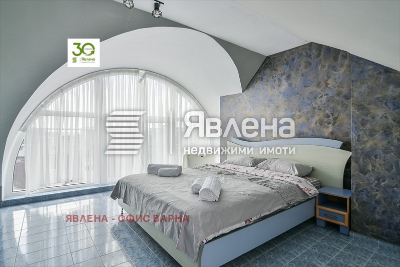 Продава МНОГОСТАЕН, гр. Варна, Център, снимка 13 - Апартаменти - 54529854