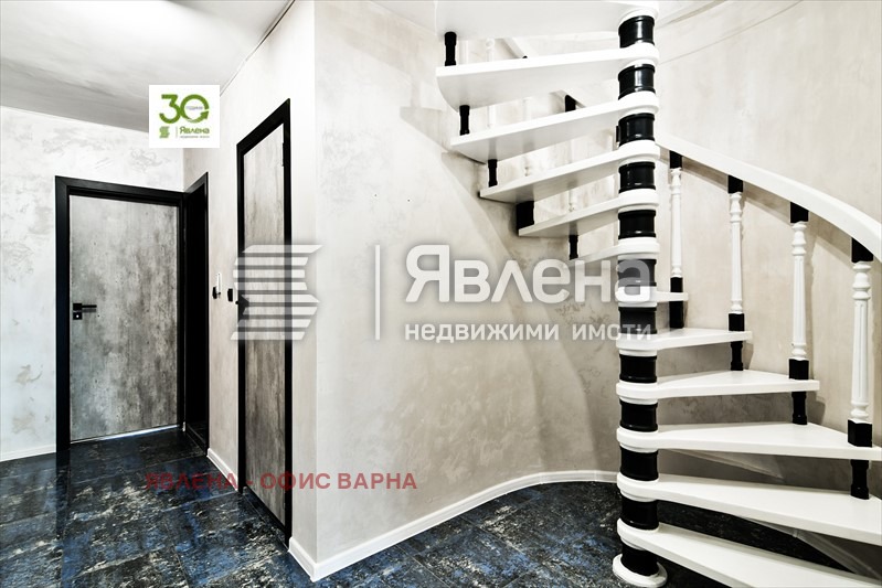 Продава МНОГОСТАЕН, гр. Варна, Център, снимка 4 - Апартаменти - 54529854