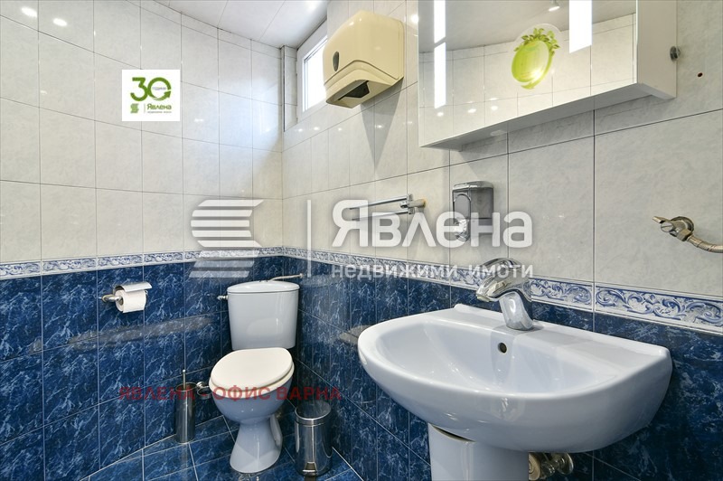 Продава МНОГОСТАЕН, гр. Варна, Център, снимка 16 - Апартаменти - 54529854