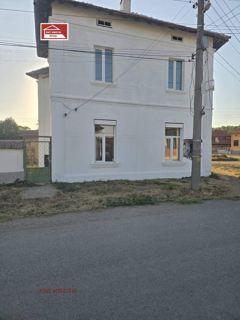 En venta  Casa región de Vratsa , Jayredin , 270 metros cuadrados | 99076055 - imagen [2]