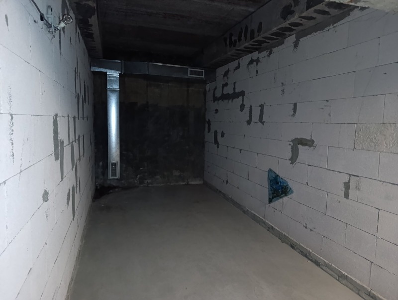 Продава ГАРАЖ, ПАРКОМЯСТО, гр. София, Манастирски ливади, снимка 5 - Гаражи и паркоместа - 52479196