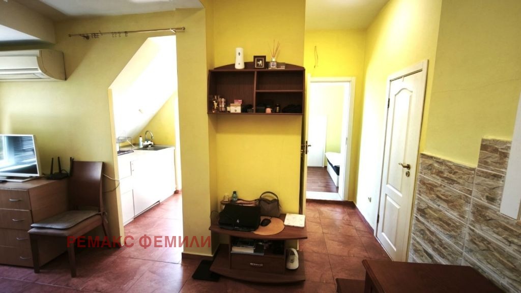 Продава 2-СТАЕН, гр. Варна, Централна поща, снимка 4 - Апартаменти - 54805407