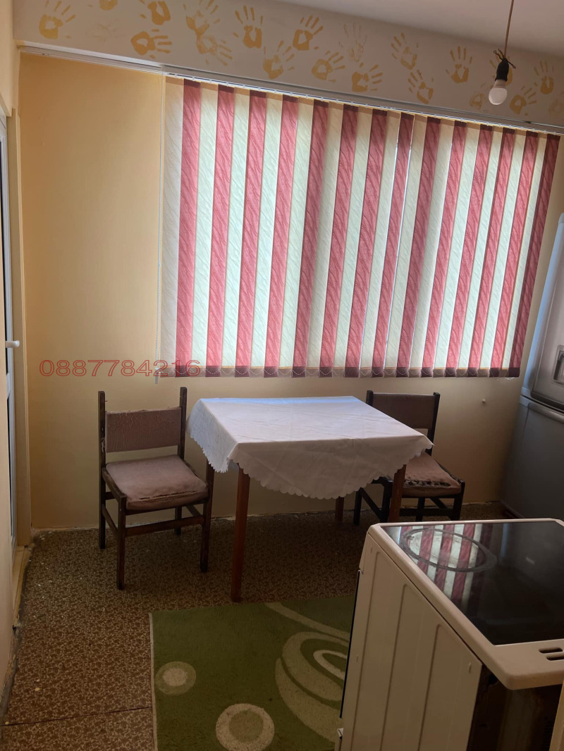 Продава 2-СТАЕН, гр. Радомир, област Перник, снимка 6 - Апартаменти - 53209617