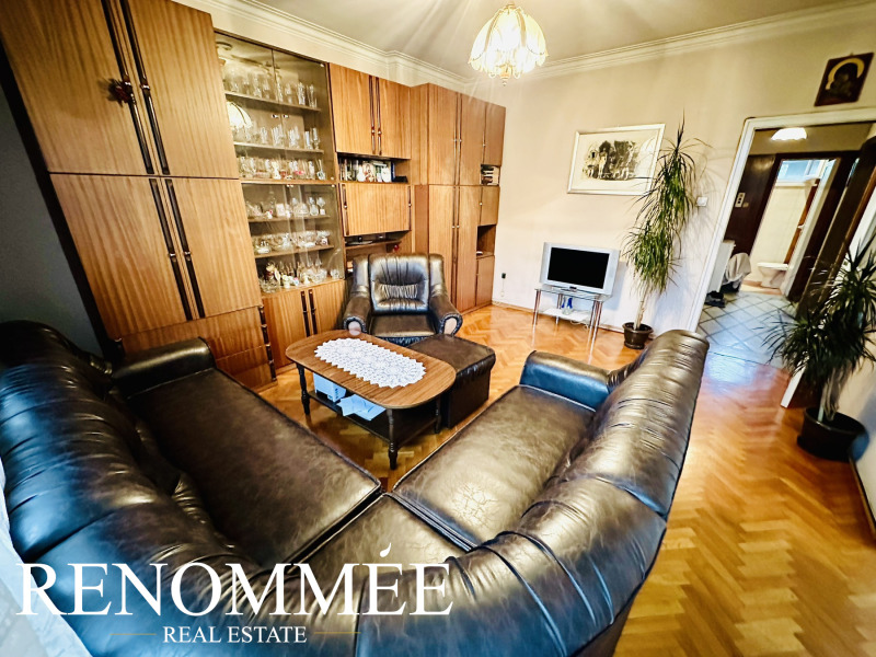 Продава  3-стаен град София , Център , 131 кв.м | 34816339 - изображение [2]