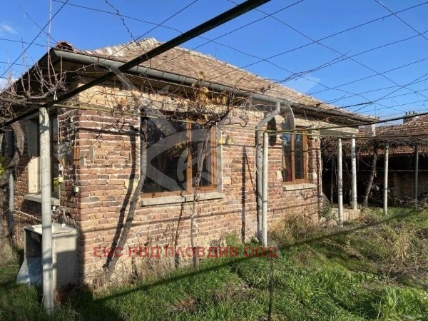 Продава КЪЩА, с. Васил Левски, област Пловдив