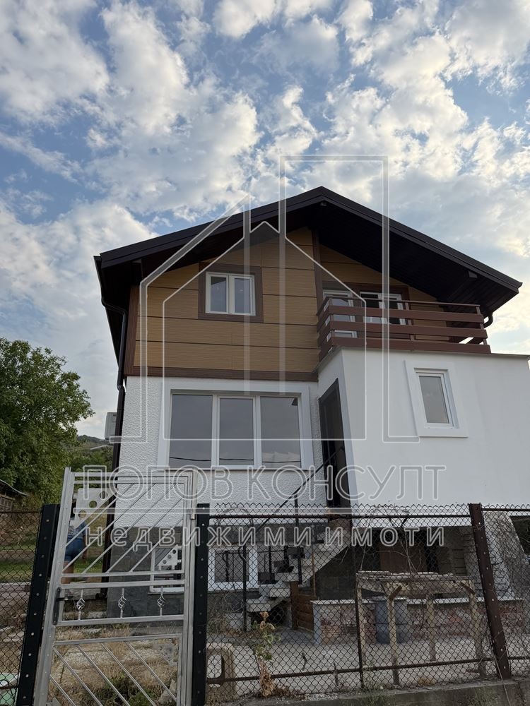 Продава КЪЩА, с. Белащица, област Пловдив
