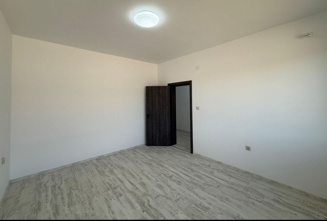 Продава КЪЩА, гр. Балчик, област Добрич, снимка 4 - Къщи - 52941668