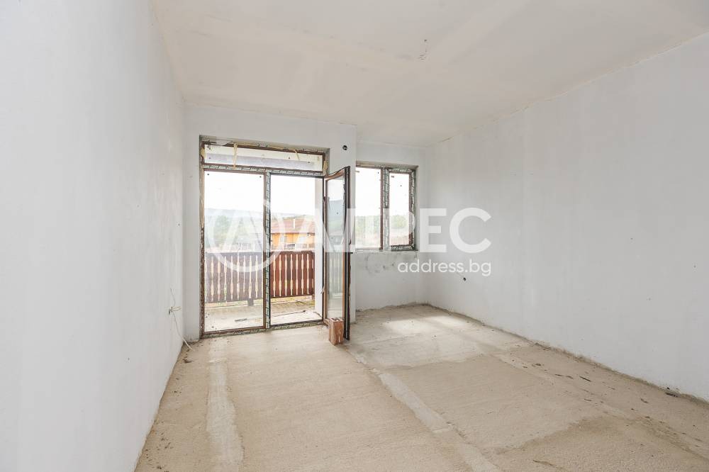 Продава КЪЩА, с. Църква, област Добрич, снимка 4 - Къщи - 55090951