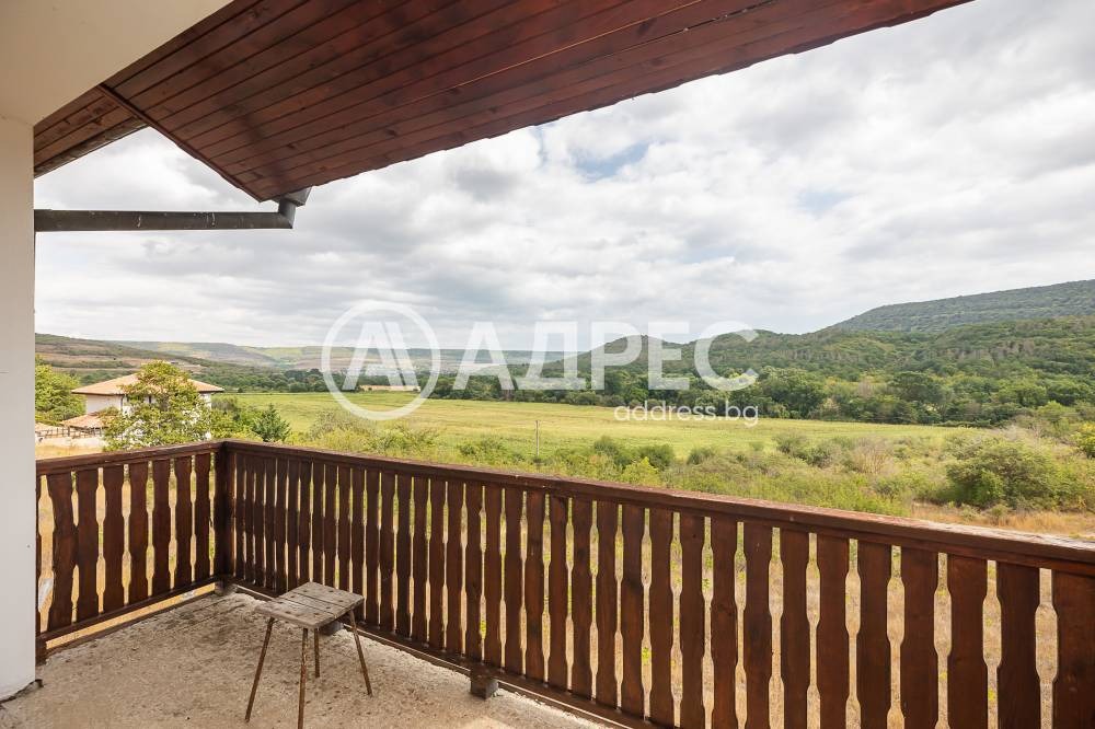 Продава КЪЩА, с. Църква, област Добрич, снимка 8 - Къщи - 55090951