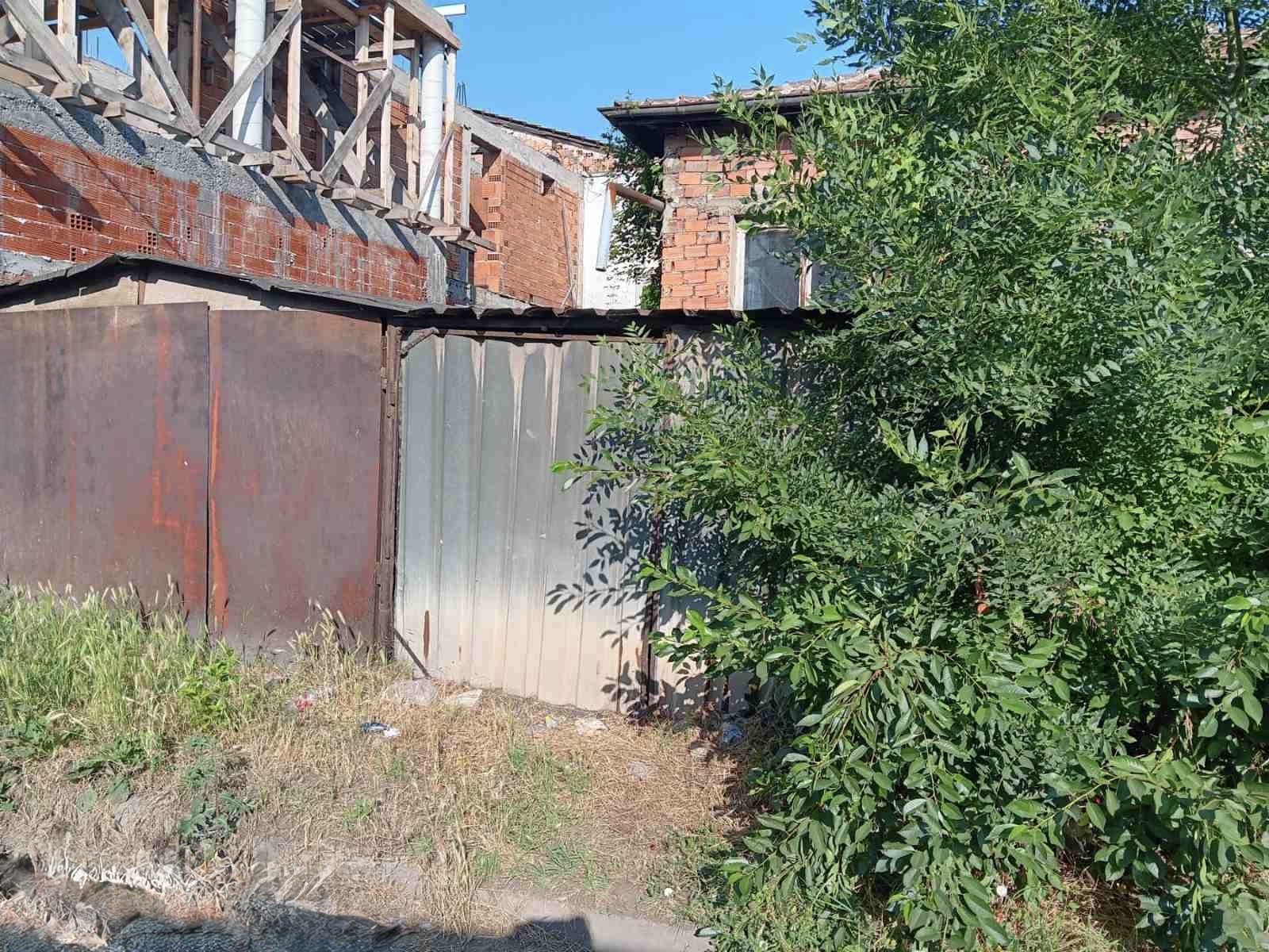 Продава КЪЩА, гр. София, Христо Ботев, снимка 3 - Къщи - 55099422