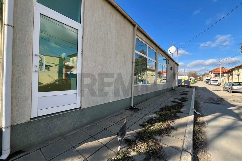 Продава ЗАВЕДЕНИЕ, гр. Нови пазар, област Шумен, снимка 2 - Заведения - 55032955