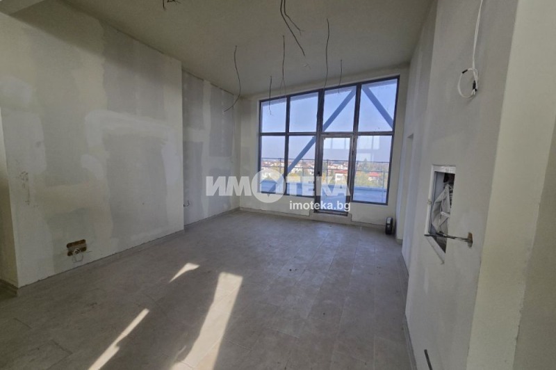 Продава ОФИС в град София, Враждебна - 323 кв.м / 370 000 € » 723 657.10 лв., ИМОТЕКА