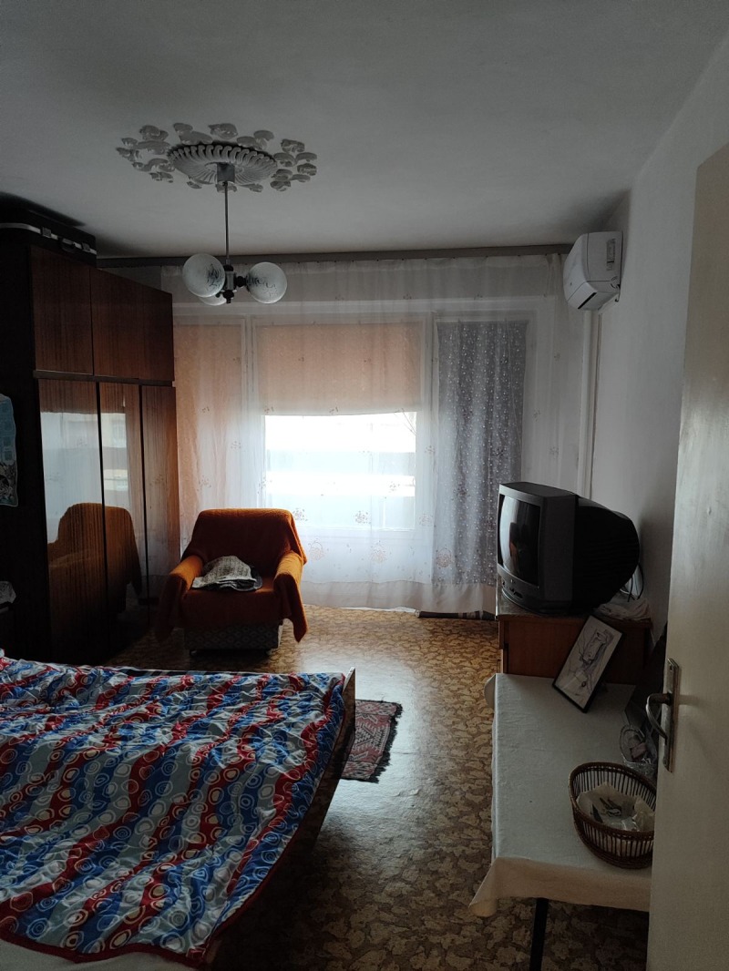 Na prodej  2 ložnice Ruse , Družba 3 , 104 m2 | 64155700 - obraz [5]
