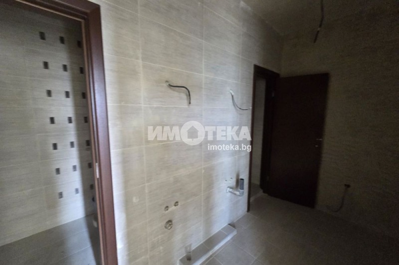 Продава ОФИС, гр. София, Враждебна, снимка 12 - Офиси - 48222086