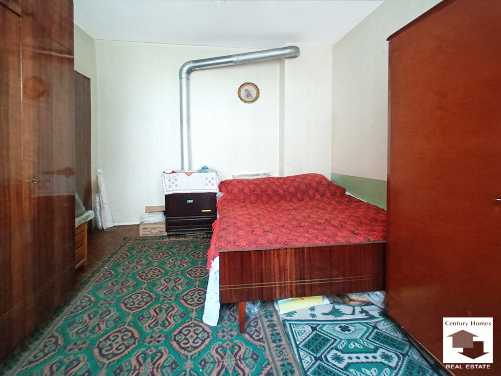 Продава МНОГОСТАЕН, гр. Велико Търново, Център, снимка 6 - Апартаменти - 54500600