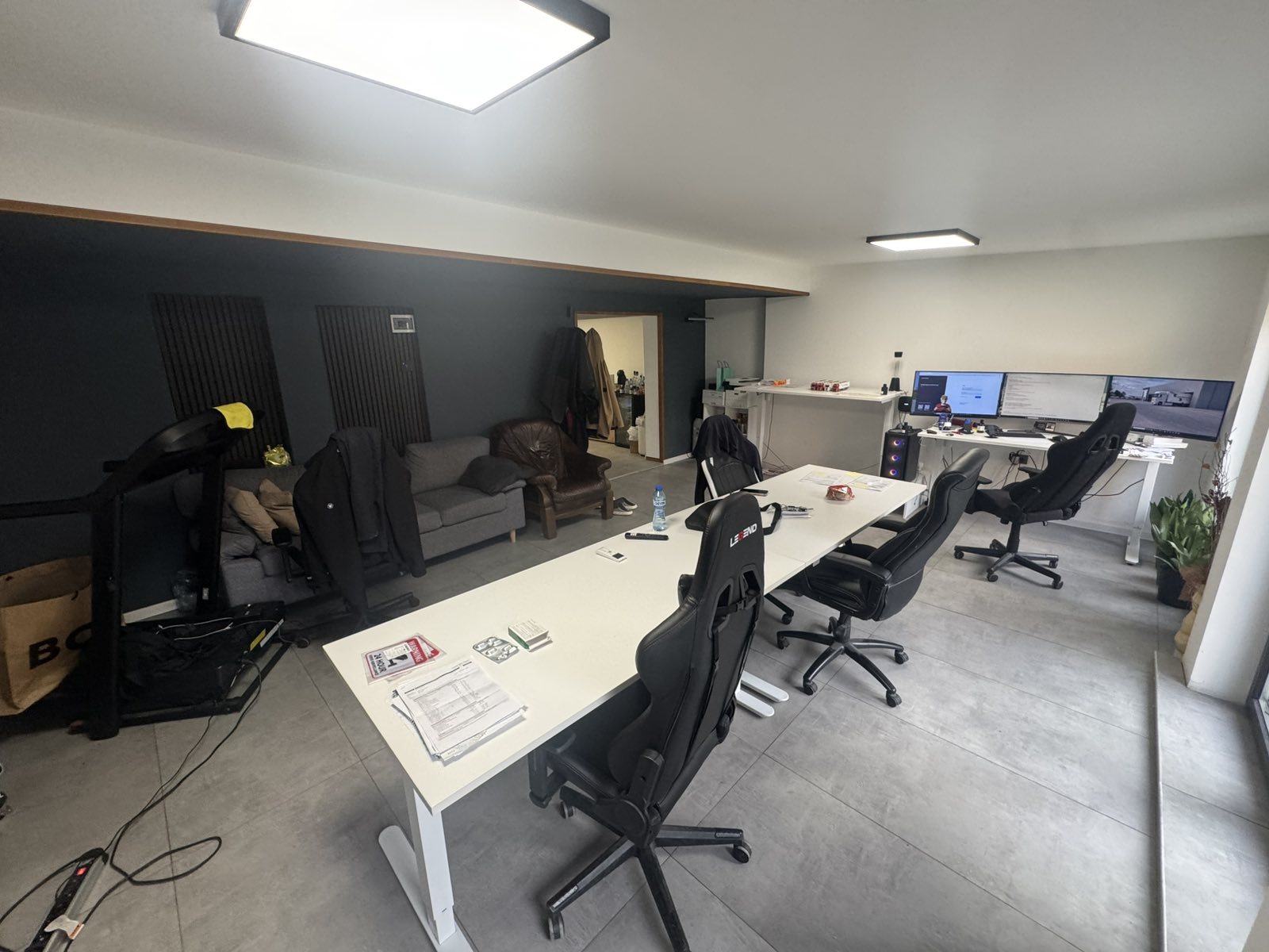 Продава ОФИС, гр. Бургас, Лазур, снимка 3 - Офиси - 54233414