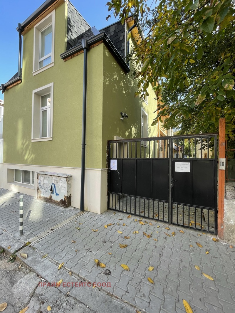 Продава КЪЩА в град София, Център - 320 кв.м / 1 049 000 € » 2 051 665.67 лв., ПРАЙМ ЕСТЕЙТС ЕООД