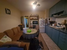 2 slaapkamers Tsjervena stena, Chaskovo 4