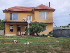 Hus Shtraklevo, region Ruse 1