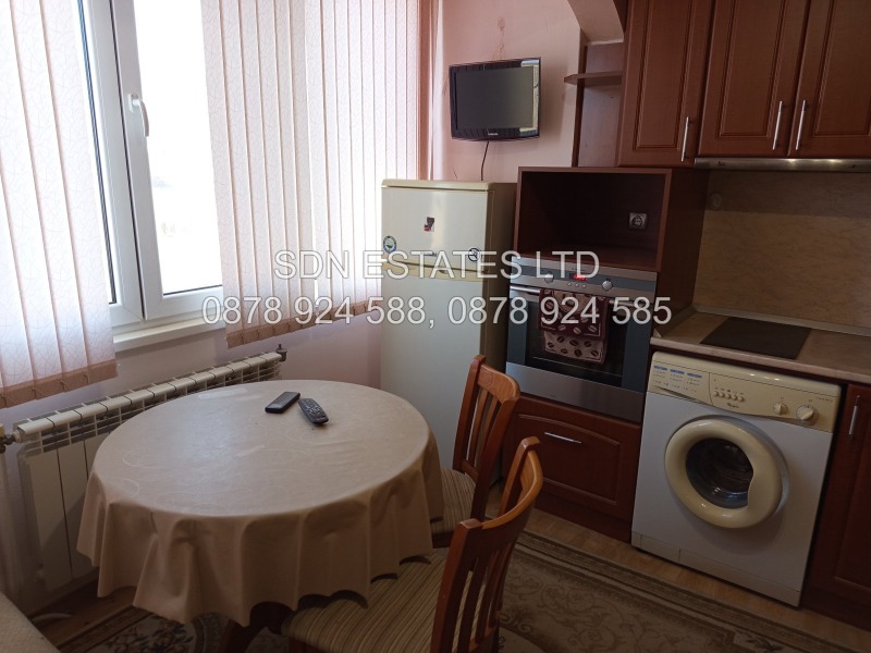 Продава 2-СТАЕН, гр. Казанлък, област Стара Загора, снимка 2 - Aпартаменти - 49356790