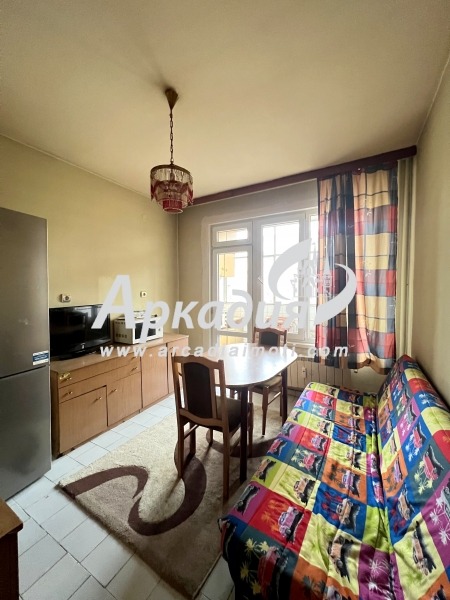 Продава  3-стаен град Пловдив , Кършияка , 92 кв.м | 58959720 - изображение [4]