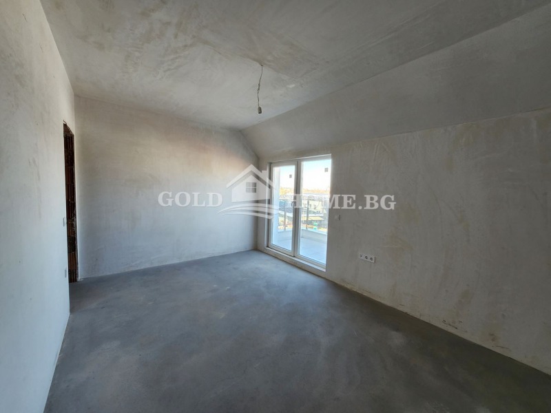 À venda  2 quartos Plovdiv , Ostromila , 114 m² | 89757234 - imagem [8]