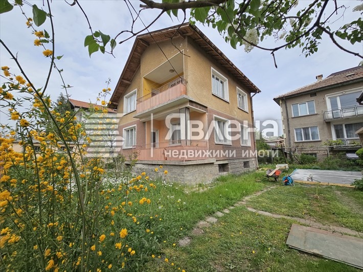 À venda  Casa Pernik , Klepalo , 142 m² | 94436777