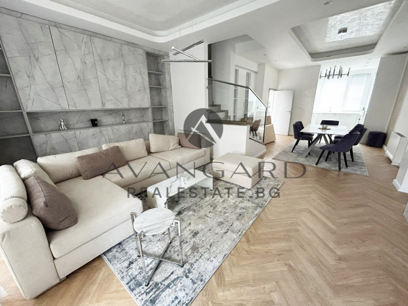 Продава  Къща град Пловдив , Остромила , 388 кв.м | 58439317