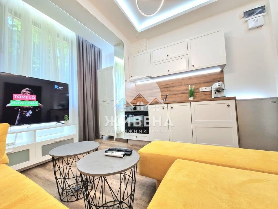 Продава 1-СТАЕН, гр. Варна, Център, снимка 2 - Апартаменти - 55987695