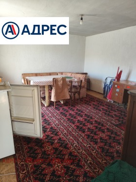 σπίτι Τραστενηκ, περιοχή Πλέβεν 5
