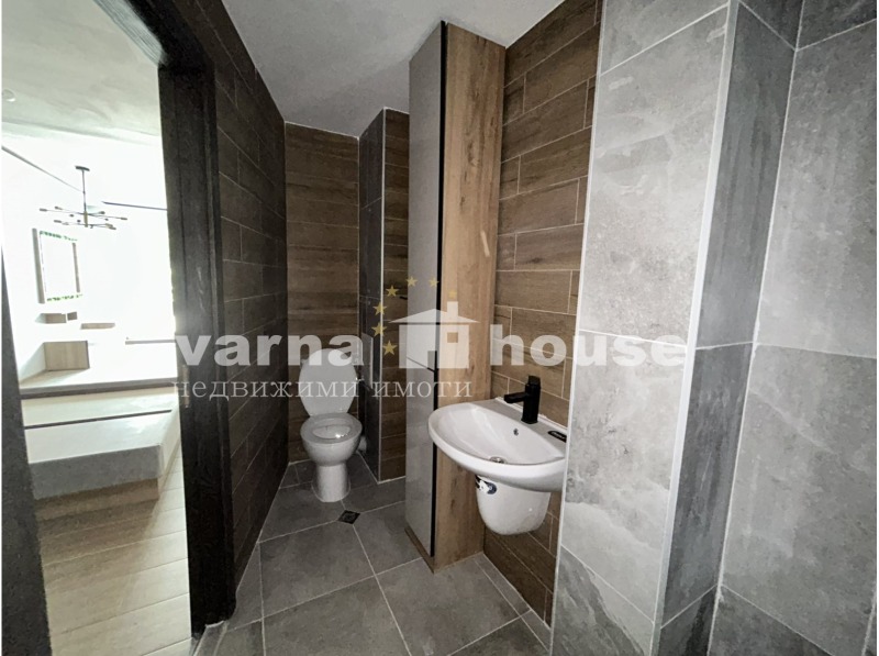 Till salu  Studio Varna , m-t Alen mak , 40 kvm | 41553408 - bild [5]