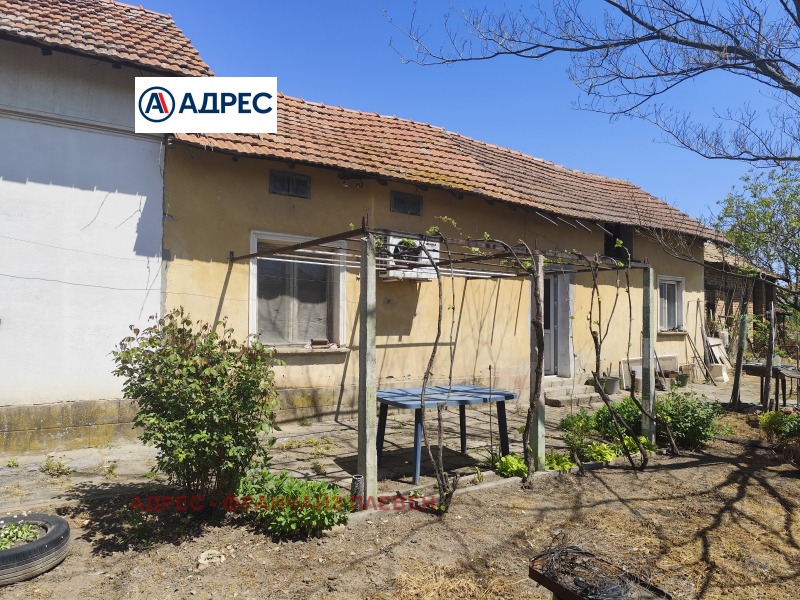 Προς πώληση  σπίτι περιοχή Πλέβεν , Τραστενηκ , 124 τ.μ | 40004607 - εικόνα [2]