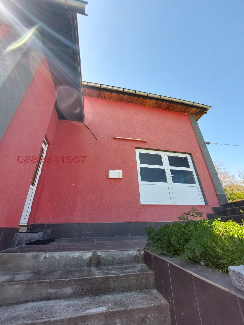 Продава БИЗНЕС ИМОТ, с. Развигорово, област Шумен, снимка 5 - Други - 52781450