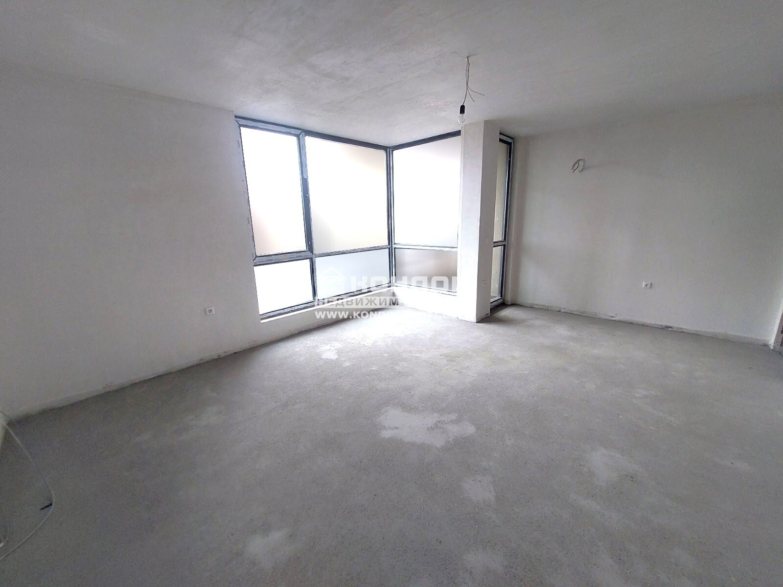 Продава 3-СТАЕН, гр. Пловдив, Остромила, снимка 2 - Апартаменти - 47409246