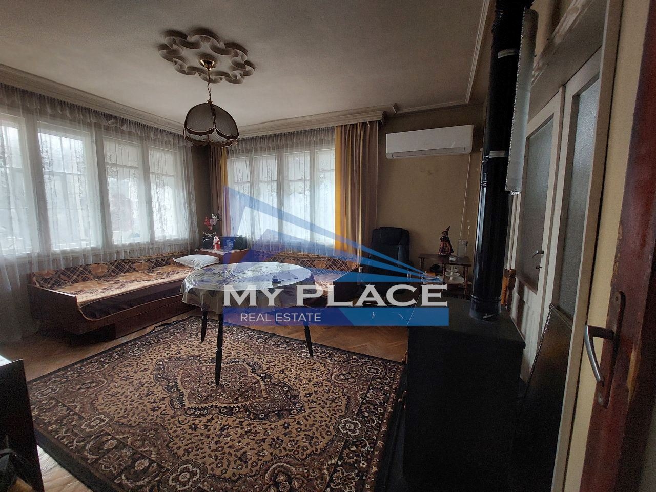 Продава МНОГОСТАЕН, гр. Шумен, Пожарната, снимка 2 - Апартаменти - 52640917