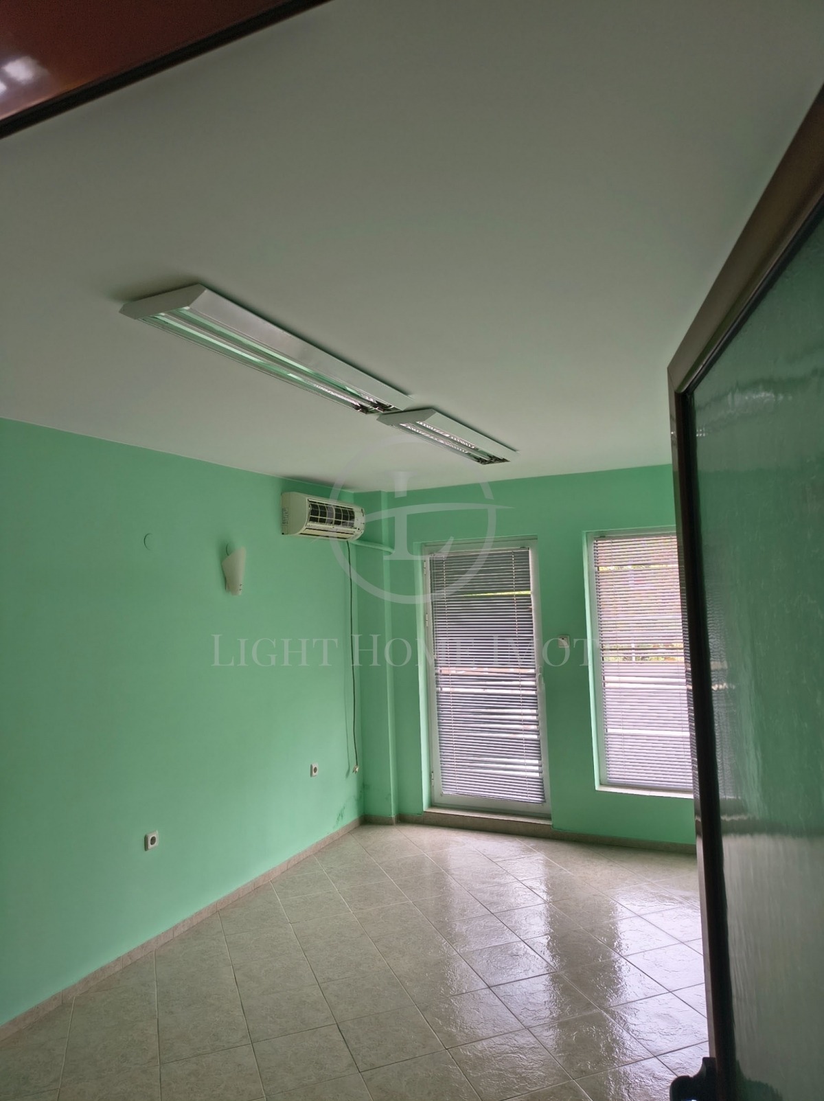 Продава ОФИС, гр. Пловдив, Център, снимка 6 - Офиси - 54460499