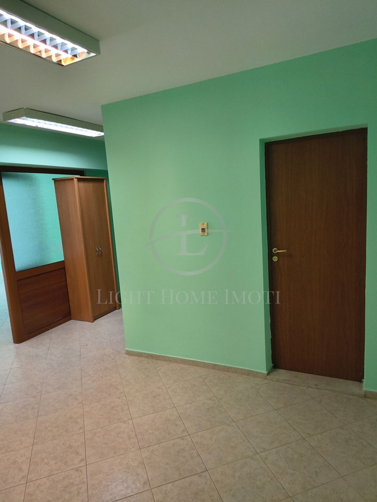 Продава ОФИС, гр. Пловдив, Център, снимка 5 - Офиси - 54460499