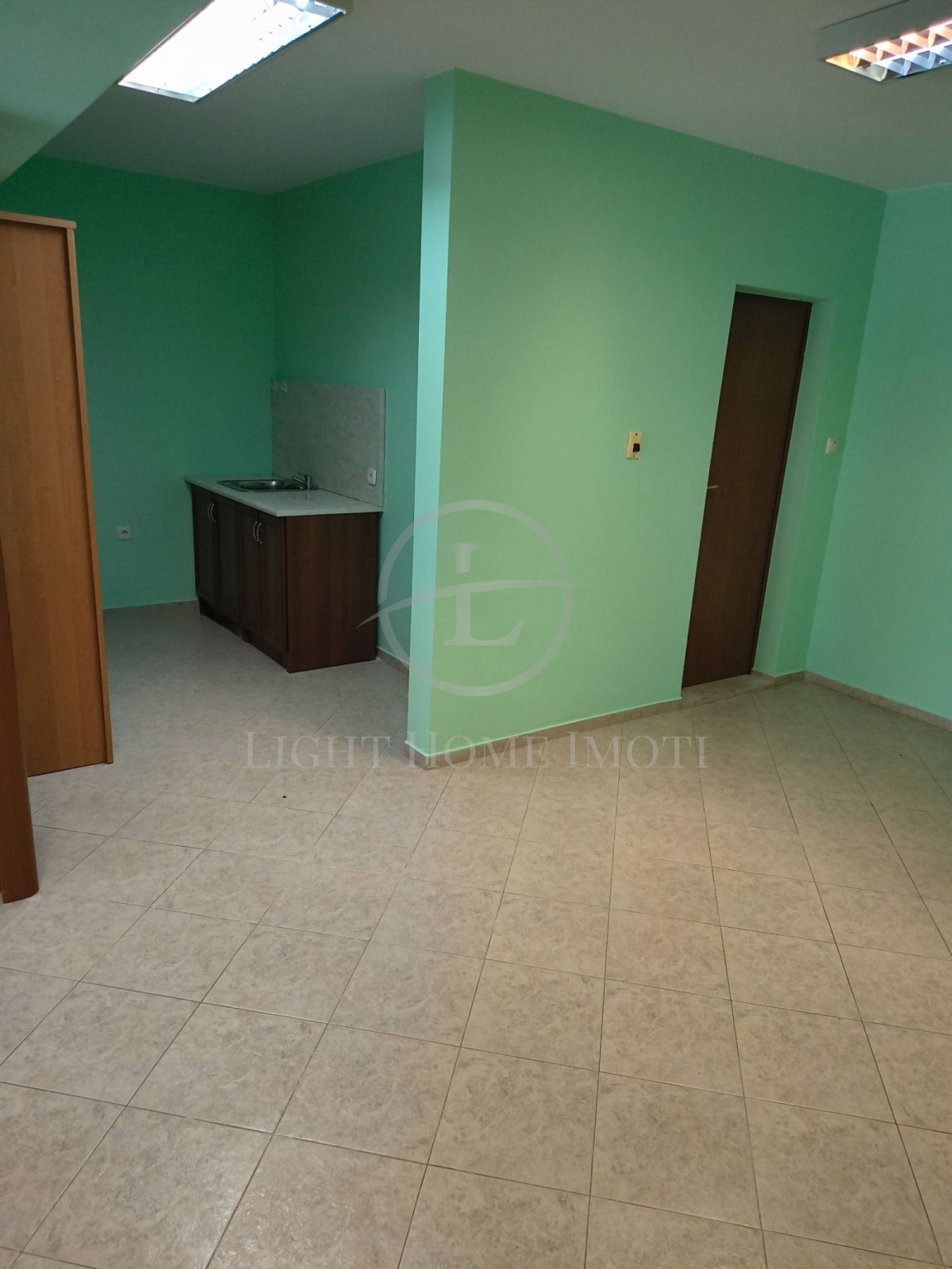 Продава ОФИС, гр. Пловдив, Център, снимка 2 - Офиси - 54460499