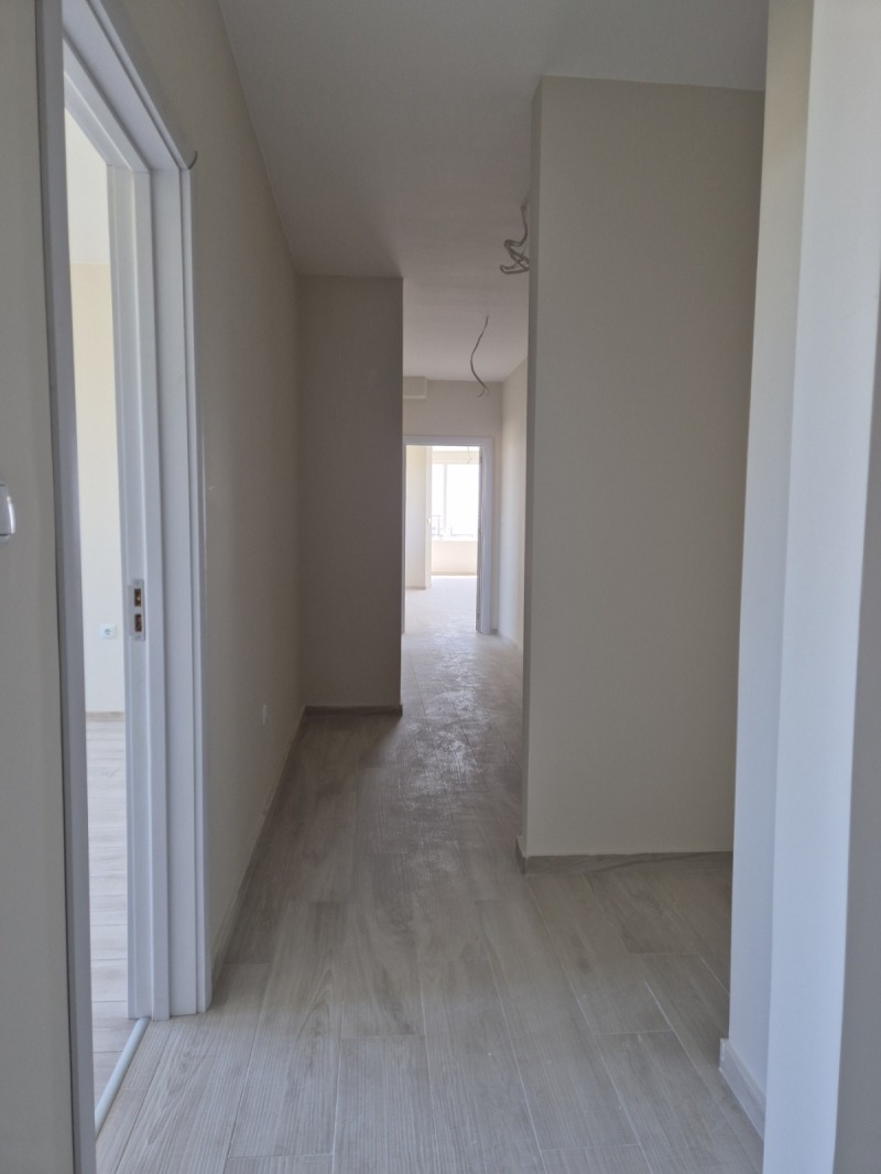 Продава  4-стаен град Бургас , Меден рудник - зона Д , 133 кв.м | 49800040 - изображение [2]