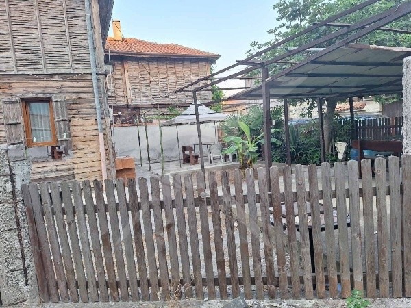 Продава  Етаж от къща област Бургас , гр. Поморие , 135 кв.м | 42331162 - изображение [3]