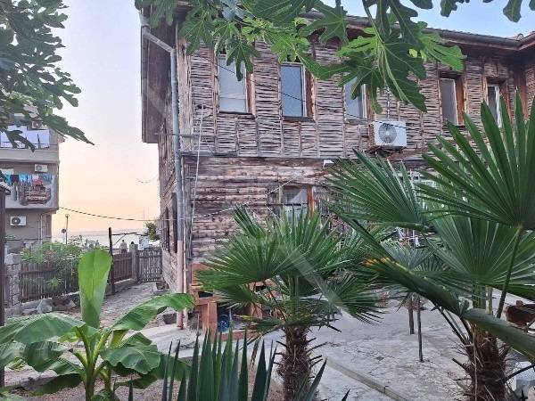 Продава  Етаж от къща област Бургас , гр. Поморие , 135 кв.м | 42331162 - изображение [4]